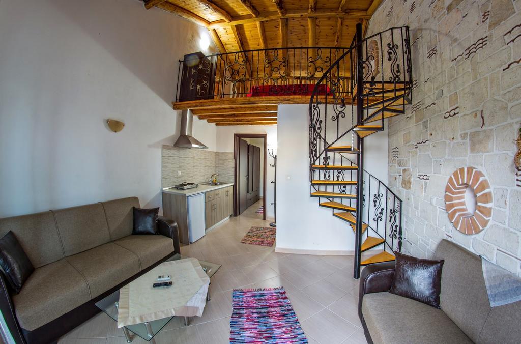 Theano Apartments Sarti Exterior photo